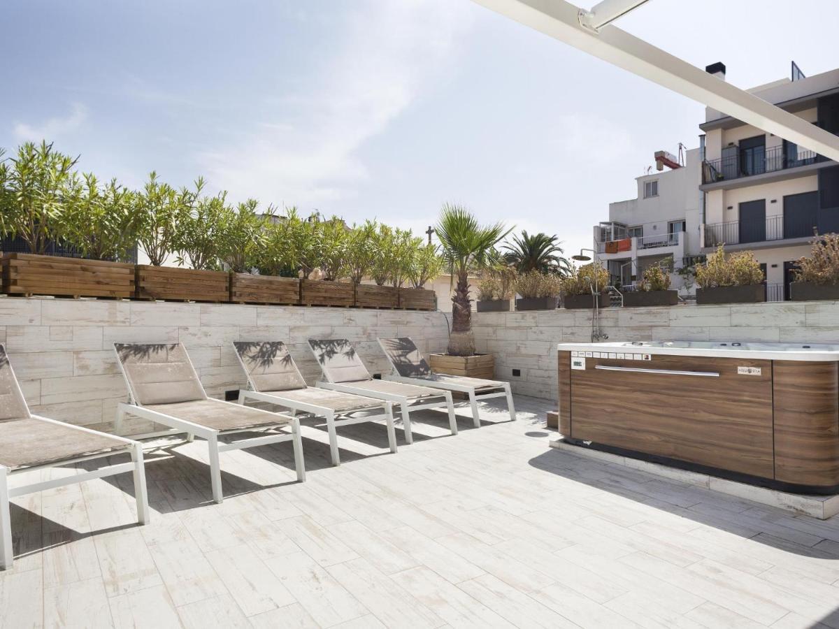 Leilighet Spaces Mediterranean 5 Bedrooms, 4 Bathrooms, 75m2 Terrace, Centre Sitges- Sleeps 11 *
